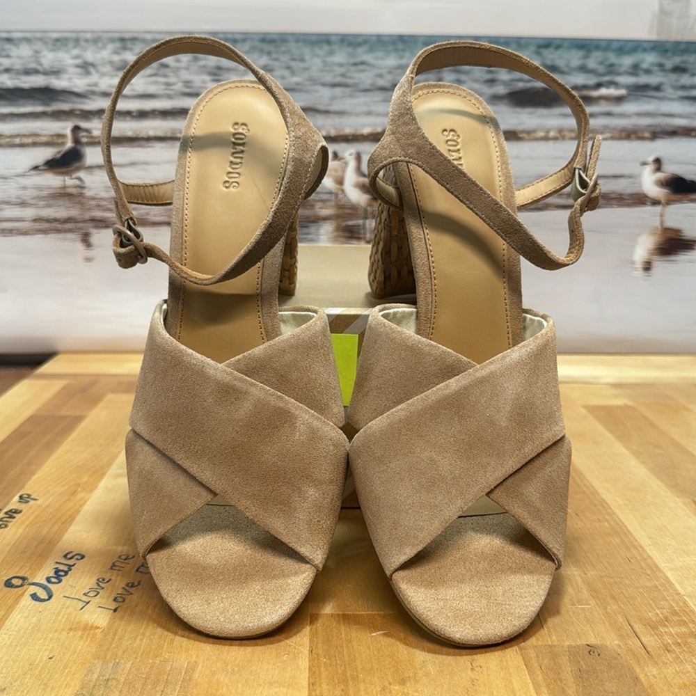 SOLUDOS OLIVIA HEEL IN DESERT SIZE 9 NEW IN BOX .